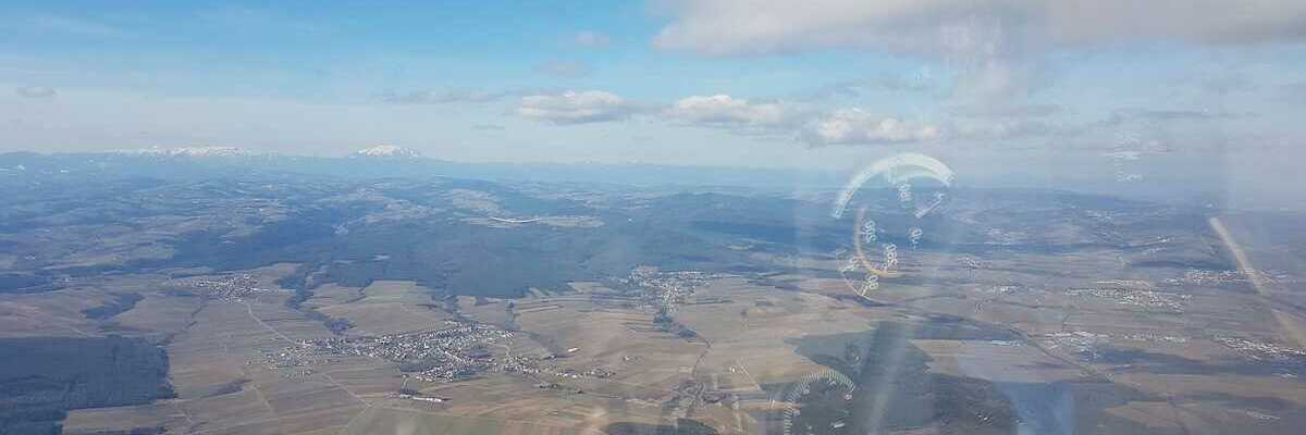 Flugwegposition um 12:10:35: Aufgenommen in der Nähe von Gemeinde Steinberg-Dörfl, Österreich in 1374 Meter